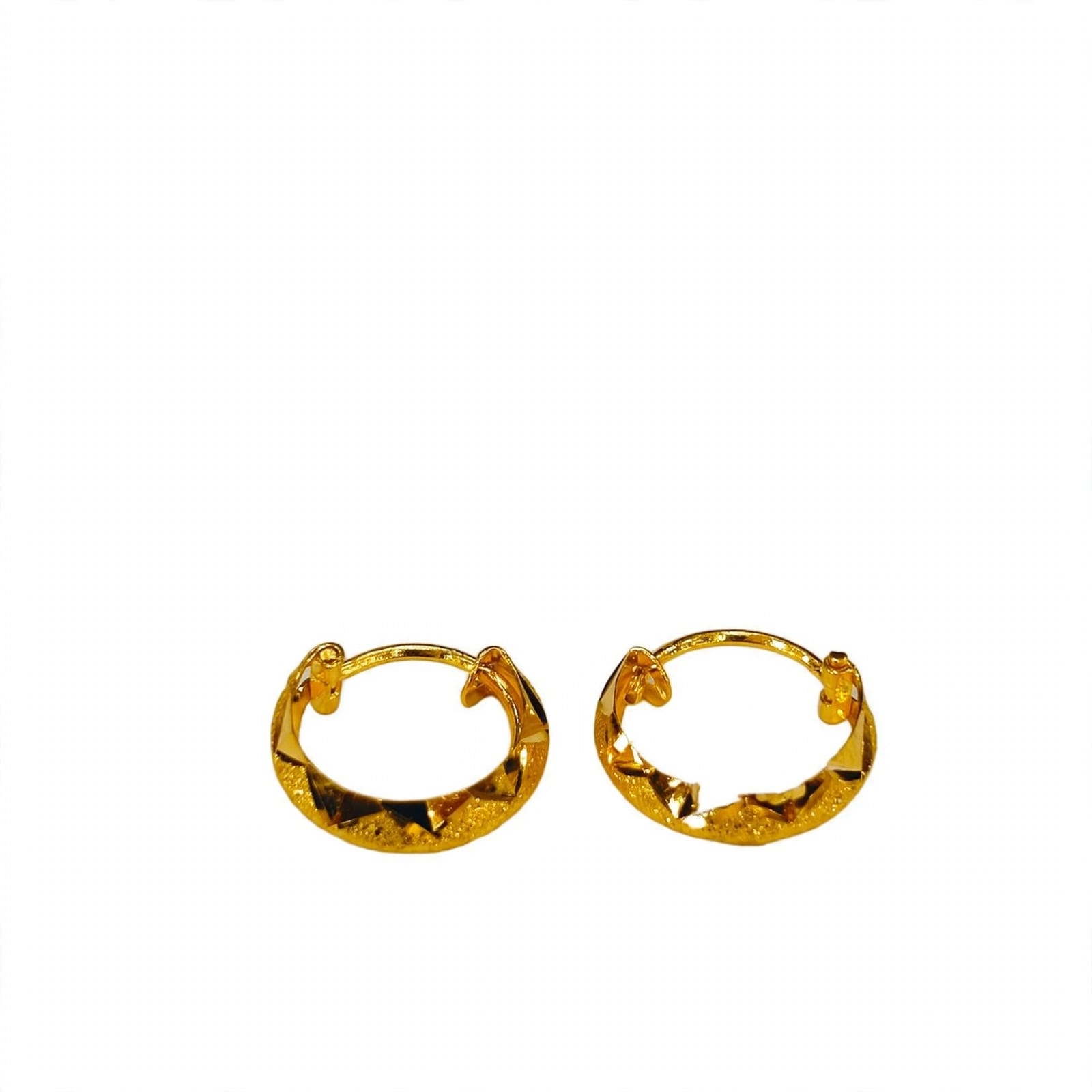 22ct Gold Bali Earrings  Diamond Cut Texture Lightweight Hoop